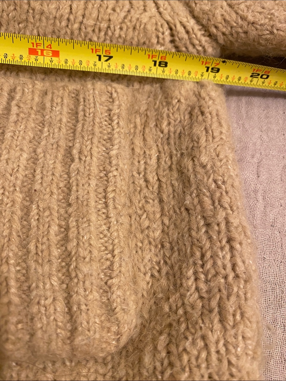 Zara Cropped V-Neck Pocket Sweater - Camel. Size S. Style 9598/203/704 - Picture 7 of 8